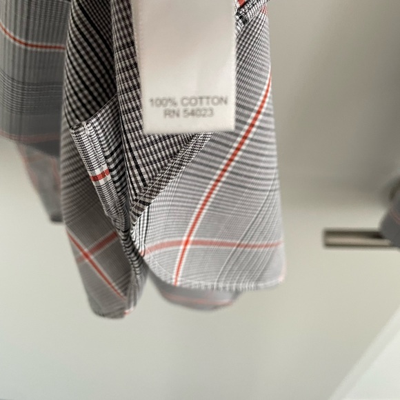 Banana Republic Men’s button-down shirt, Size M - Picture 2 of 4